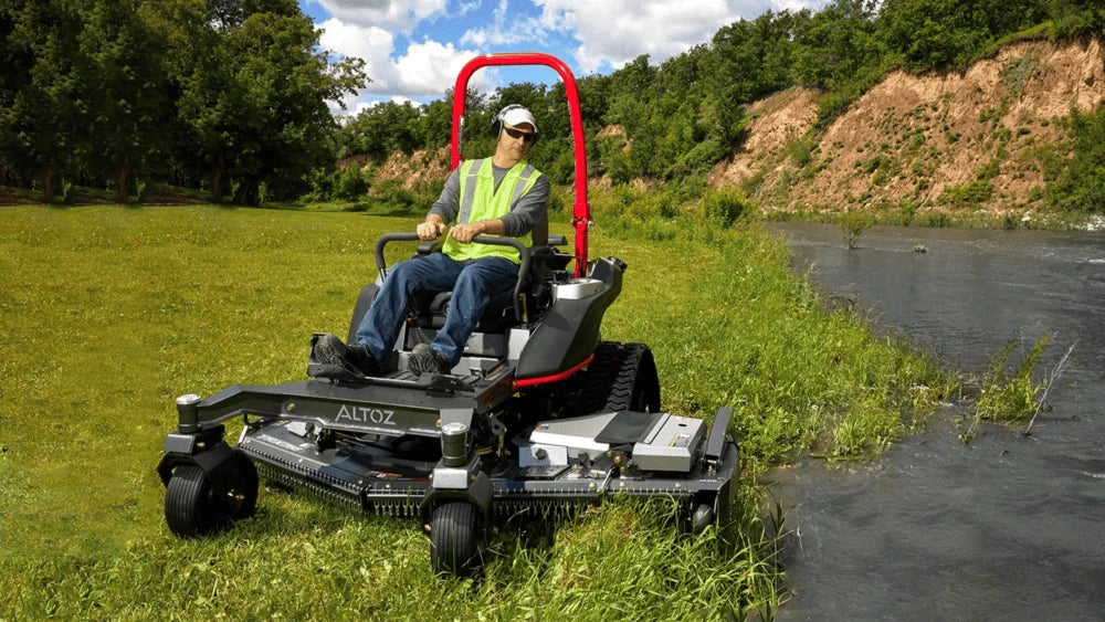 Altoz TRX‑766 i All‑Terrain Deck Test Drive Near Somerset