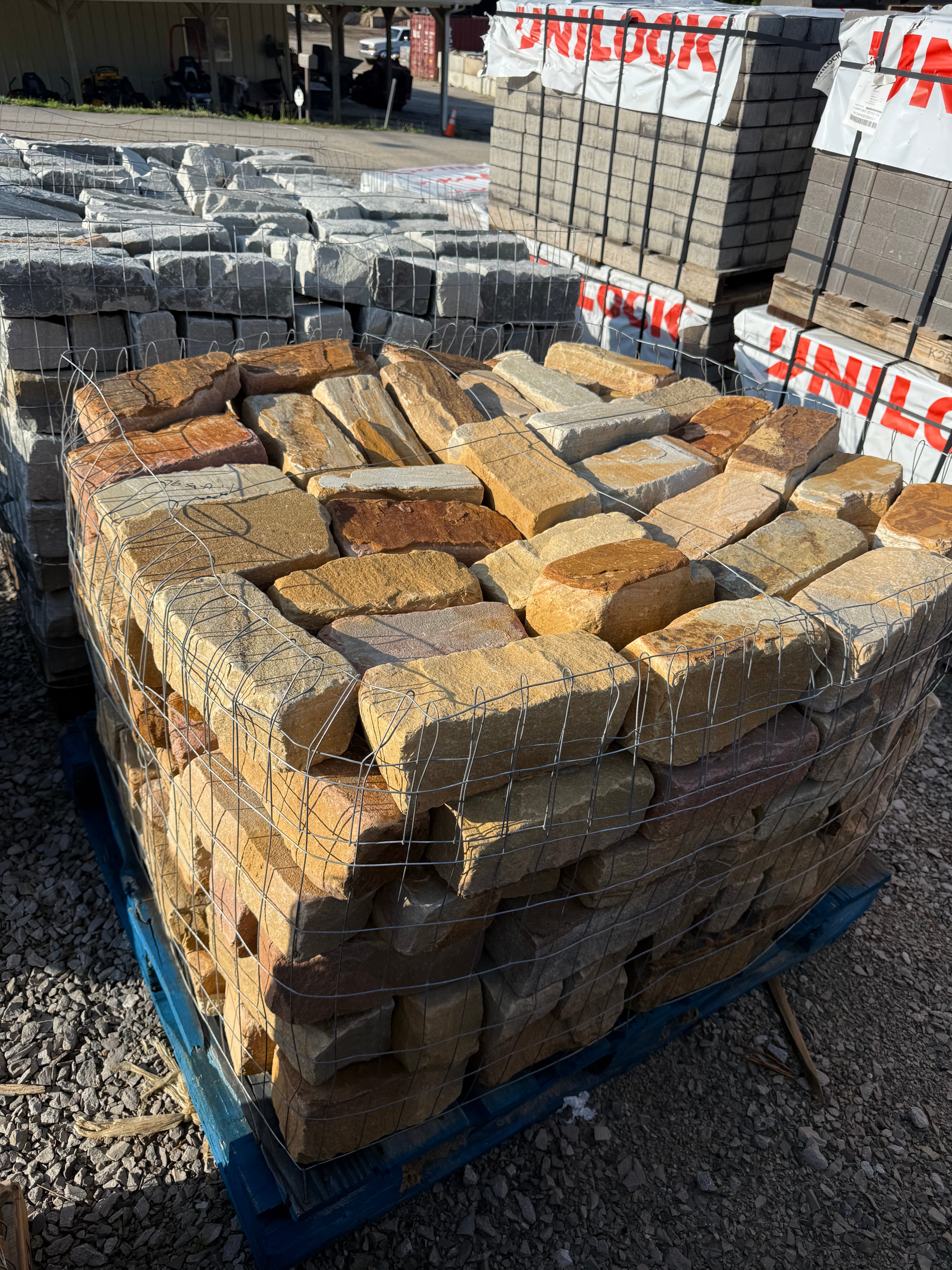 BROWN TUMBLED COBBLE