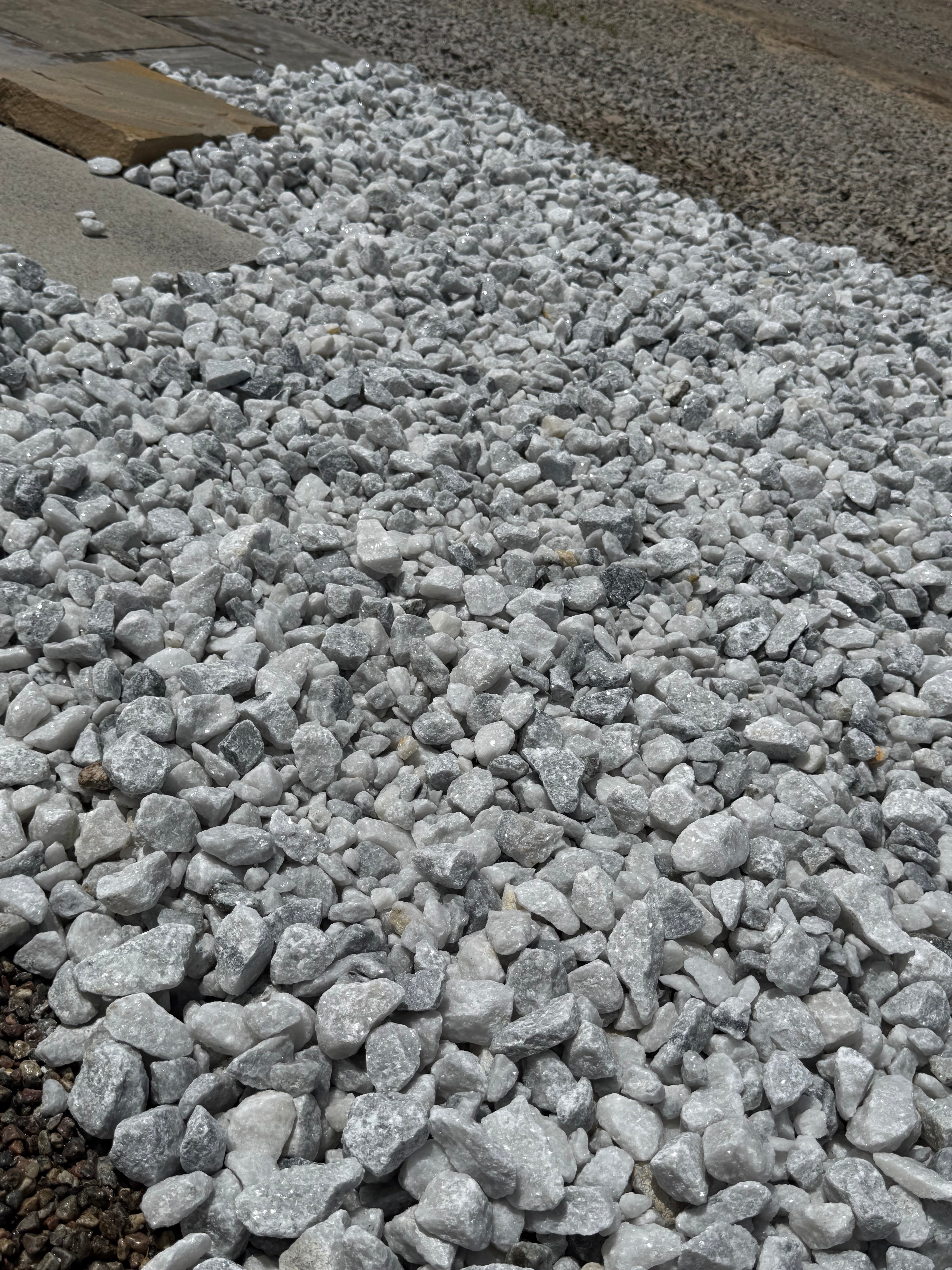 WHITE MARBLE ROCK